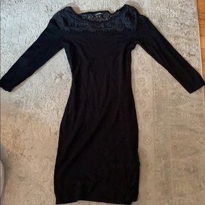 express xs black form fitting dress w lace detail